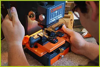 Expert Locksmith Services Alsip, IL 708-401-1102 - 18-key-making